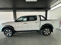 Usado EVO Cross 4 136 CV (100 kW) 2023 Blanco Recogida