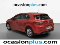 Usado Renault Mégane Zen 110 CV (80 kW) 2017 Rojo
