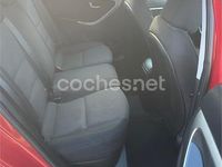 Usado Hyundai i30 100 CV (73 kW) 2016 Rojo Berlina