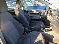 Usado Hyundai Bayon 101 CV (74 kW) 2022 Gris SUV