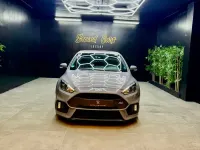Usado Ford Focus Performance Edition 350 CV (257 kW) 2017 Gris Berlina