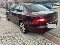 Usado Skoda Superb Elegance 140 CV (102 kW) 2009 Granate Berlina
