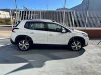 Usado Peugeot 2008 GT-line 120 CV (88 kW) 2019 Blanco SUV