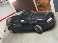 Usado Alfa Romeo 147 Distinctive 105 CV (77 kW) 2004 Negro Utilitario