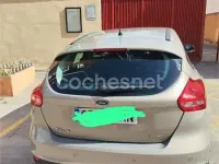 Usado Ford Focus Business Edition 125 CV (91 kW) 2015 Gris / plata Berlina