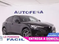 Usado Alfa Romeo Stelvio Sprint 190 CV (139 kW) 2022 Negro SUV