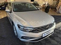 Usado VW Passat Business 150 CV (110 kW) 2020 Gris / plata Berlina