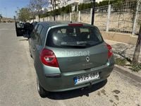 Usado Renault Clio II Privilege 85 CV (62 kW) 2008 Verde Berlina