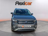 Usado VW T-Cross Advance 110 CV (80 kW) 2021 Gris SUV