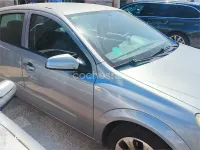 Usado Opel Astra Enjoy 115 CV (84 kW) 2008 Gris / plata Berlina
