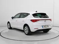 Usado Seat Leon Style 110 CV (80 kW) 2021 Blanco