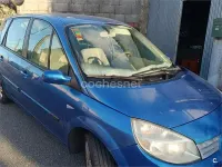 Usado Renault Scenic E-Tech Dynamique 105 CV (77 kW) 2006 Azul Monovolumen