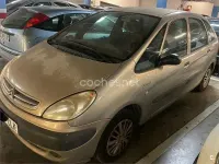 Usado Citroën Xsara Picasso 95 CV (69 kW) 2003 Beige Monovolumen