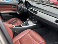 Usado BMW 320 177 CV (130 kW) 2010 Gris / plata Familiar