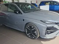 Usado Peugeot 308 GT 145 CV (106 kW) 2026 Gris / plata Berlina