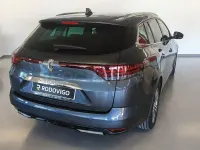 Usado Renault Mégane GrandTour Zen 140 CV (102 kW) 2020 Gris / plata Familiar