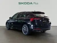 Usado Skoda Scala Sport 115 CV (84 kW) 2025 Negro Utilitario