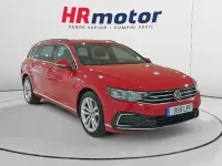 Usado VW Passat GTE 218 CV (160 kW) 2021 Rojo Familiar