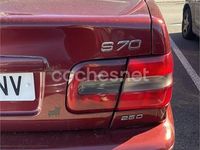 Usado Volvo S70 140 CV (102 kW) 2000 Granate Berlina