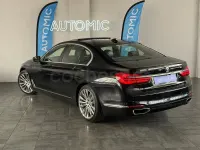 Usado BMW 750 M Sport 450 CV (330 kW) 2016 Negro Berlina