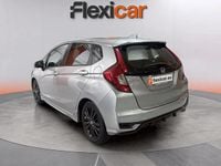 Usado Honda Jazz Dynamic 130 CV (95 kW) 2019 Gris Utilitario