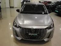 Usado Peugeot 208 Allure 110 CV (80 kW) 2025 Gris / plata Utilitario