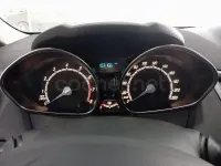 Usado Ford Fiesta Trend 100 CV (73 kW) 2016 Azul Utilitario