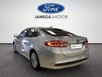 Usado Ford Mondeo Titanium 187 CV (137 kW) 2021 Gris / plata Berlina