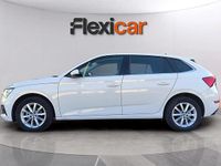 Usado Skoda Scala 110 CV (80 kW) 2022 Blanco Utilitario