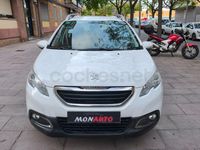 Usado Peugeot 2008 Active 100 CV (73 kW) 2015 Blanco SUV