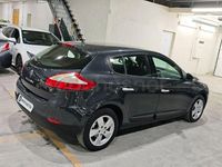 Usado Renault Mégane Dynamique 110 CV (80 kW) 2011 Gris / plata Berlina