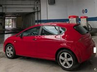 Usado Seat Leon Sport 105 CV (77 kW) 2008 Rojo Utilitario