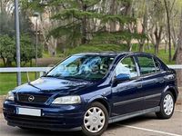Usado Opel Astra Club 75 CV (55 kW) 2001 Azul Berlina