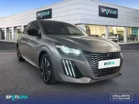 Usado Peugeot 208 Allure 101 CV (74 kW) 2025 Gris Utilitario