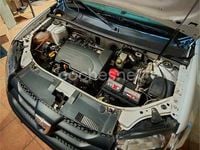 Usado Dacia Sandero Base 75 HP (55 kW) 2013 Branco Sedan