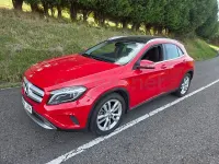 Usado Mercedes GLA220 AMG line 177 CV (130 kW) 2017 Rojo SUV