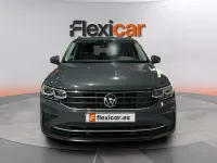 Usado VW Tiguan Life 150 CV (110 kW) 2021 Gris SUV