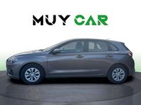 Usado Hyundai i30 110 CV (80 kW) 2021 Gris Utilitario
