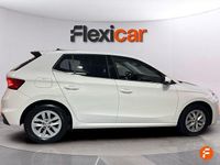 Usado Skoda Fabia Selection 95 CV (69 kW) 2024 Blanco Berlina