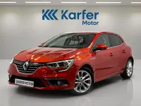 Usado Renault Mégane Zen 115 CV (84 kW) 2020 Rojo Berlina