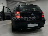 Usado BMW 118 122 CV (89 kW) 2007 Negro Utilitario