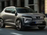Usado Mitsubishi Eclipse Cross Spirit 163 CV (119 kW) 2019 Gris SUV