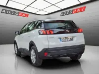 Usado Peugeot 3008 Active 131 CV (96 kW) 2021 Blanco SUV