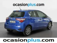 Usado Toyota Yaris Active 111 CV (81 kW) 2017 Azul Utilitario