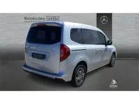 Usado Mercedes T180 116 CV (85 kW) 2023 Gris Monovolumen
