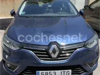 Usado Renault Mégane Zen 110 CV (80 kW) 2016 Azul Berlina