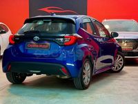 Usado Toyota Yaris Hybrid Business Edition 116 CV (85 kW) 2024 Azul Berlina