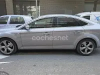 Usado Ford Mondeo Titanium 140 CV (102 kW) 2011 Gris / plata Berlina