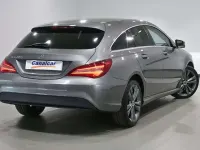 Usado Mercedes CLA200 Shooting Brake 150 CV (110 kW) 2019 Gris Familiar