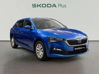 Usado Skoda Scala Ambition 116 CV (85 kW) 2024 Azul Utilitario